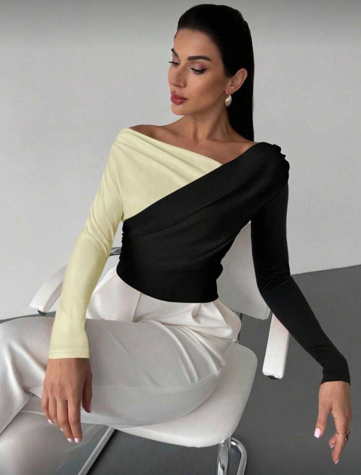 Asymmetric Neck Top