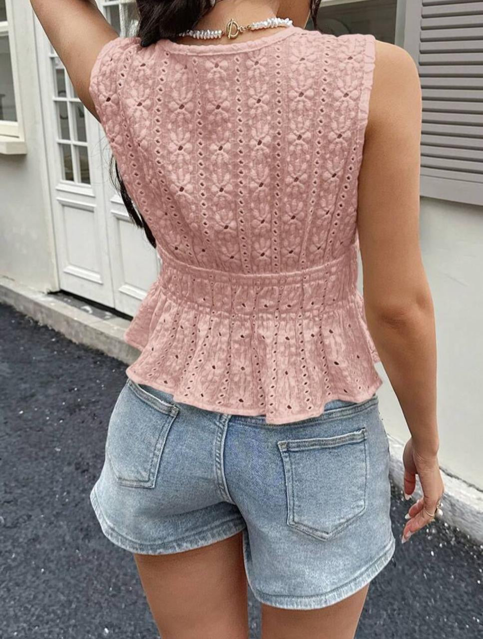 Tie-knot front top
