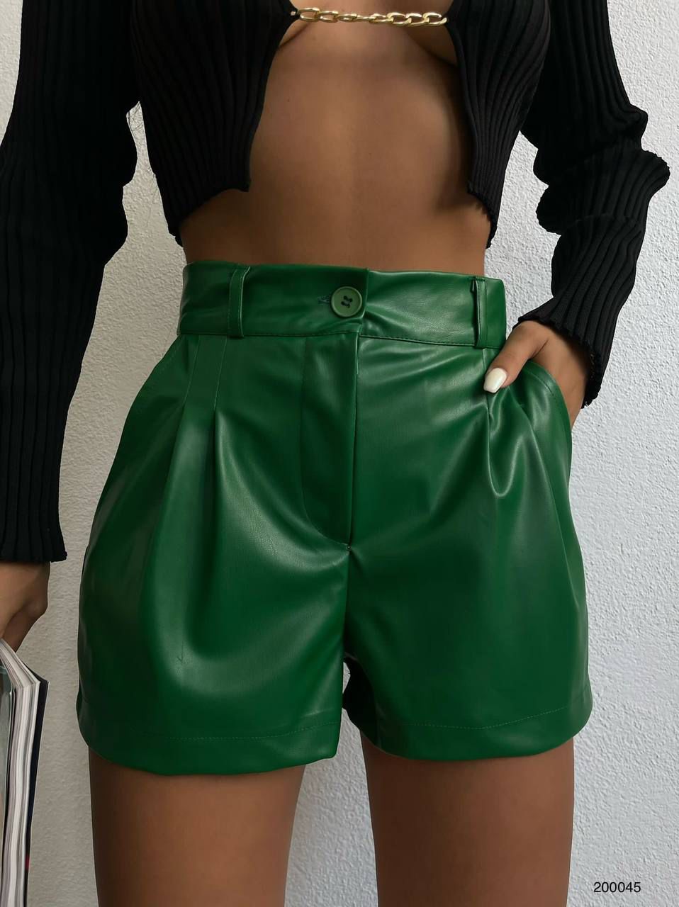 Chic Short