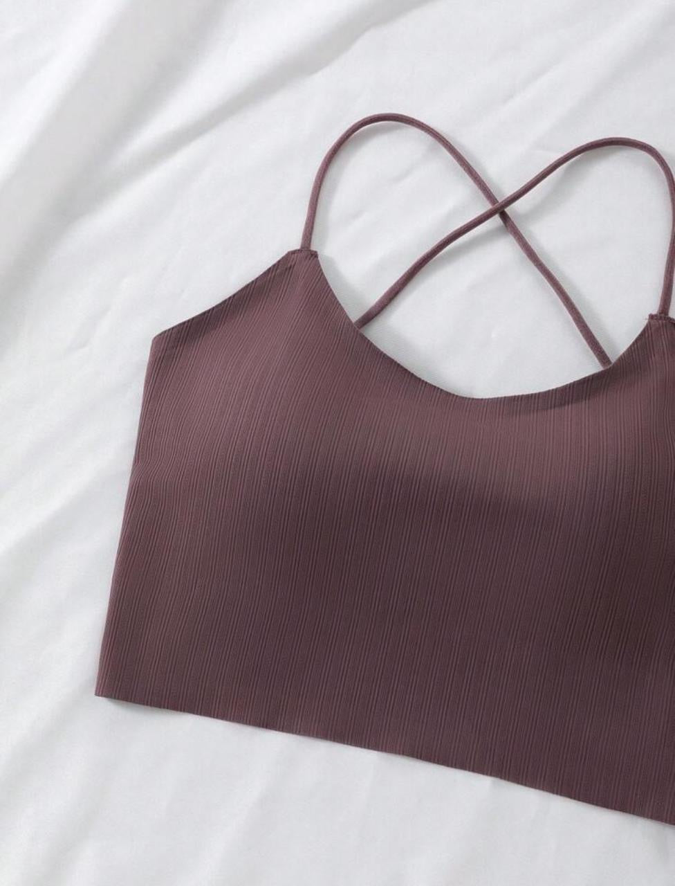 Seamless wireless bra