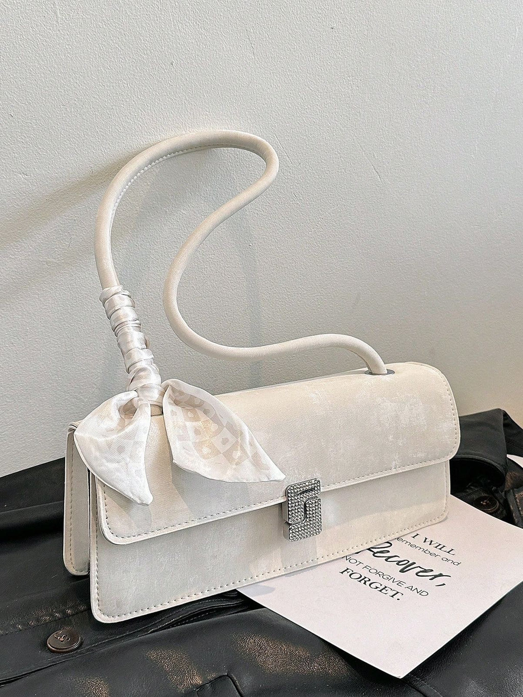 Scarf decoration bag