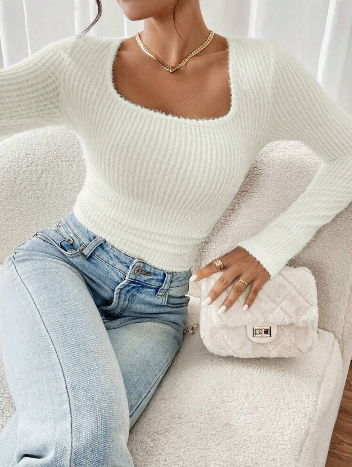Hem ribbed sweater