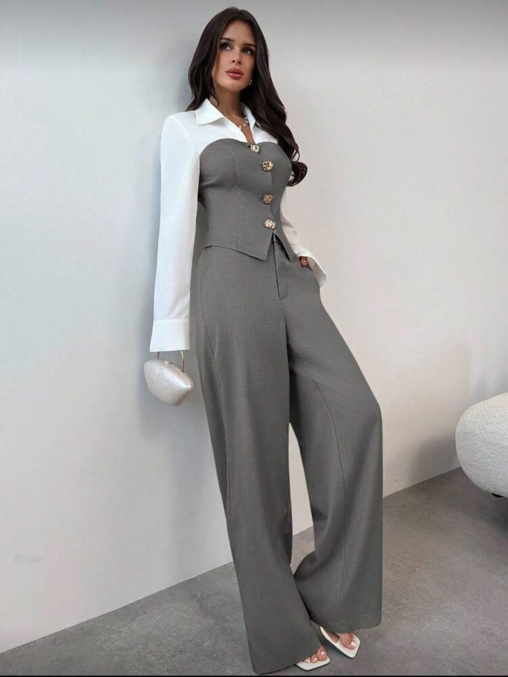 Shirt and loose straight suit