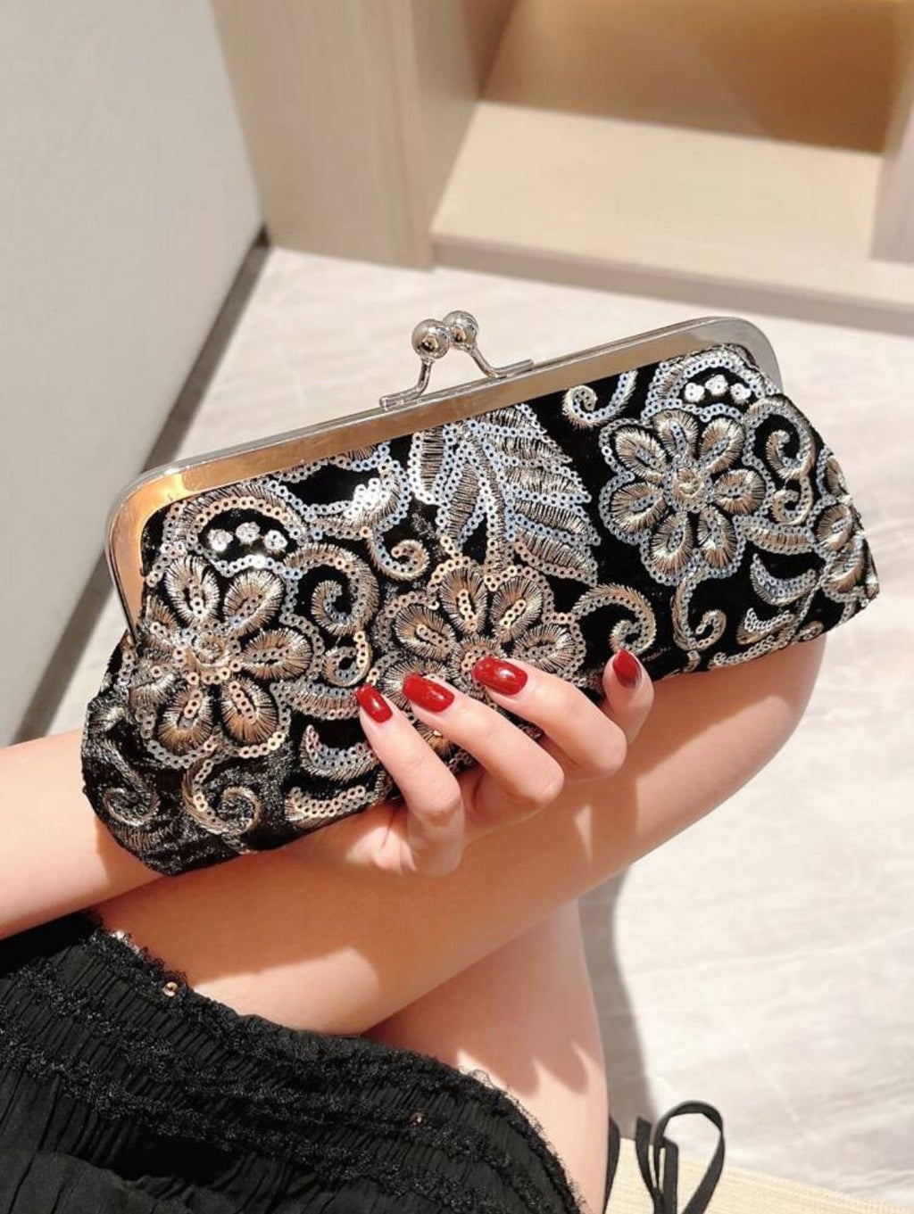 Quiet luxury bag