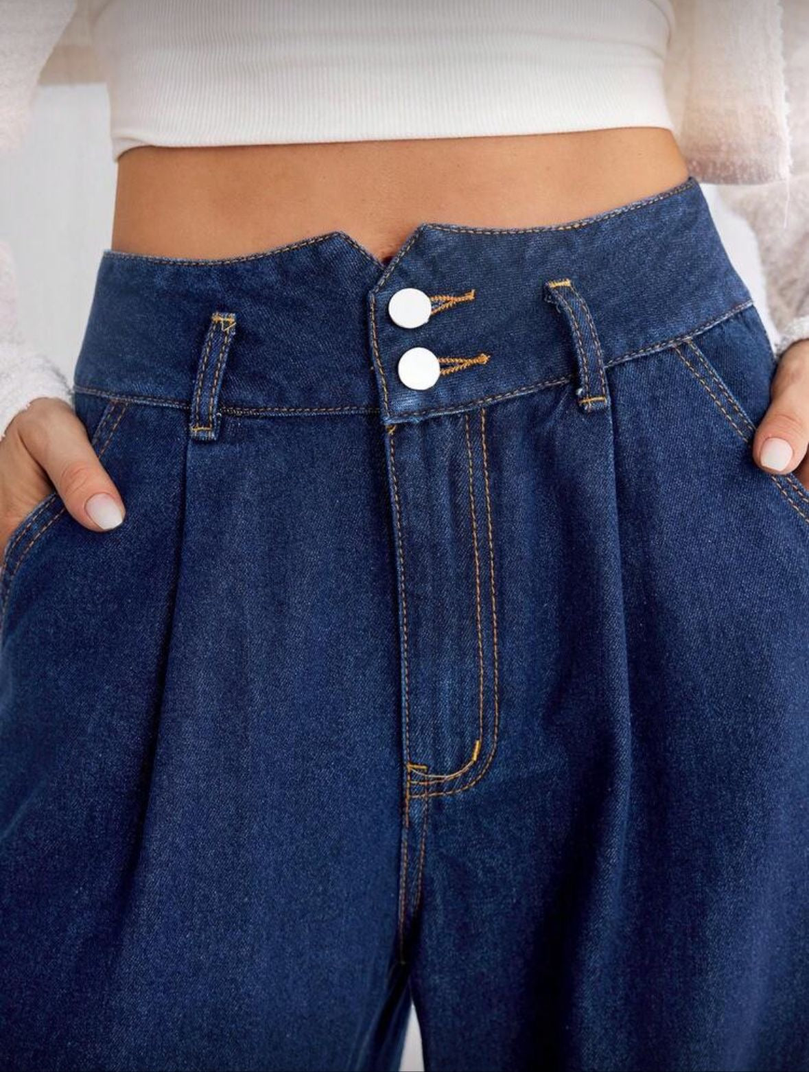 Pleated Blue Straight Jeans